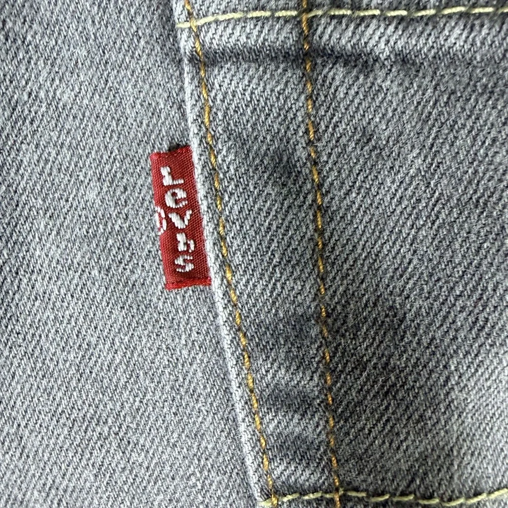 Levi's 550 Jeans Mens 36x32 Dark Gray Denim Cotton Stretch Straight Relaxed Fit